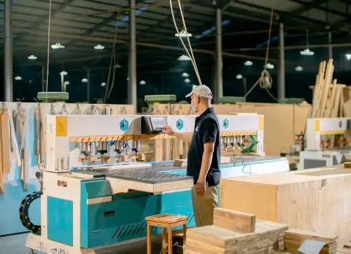 furniture-retailer